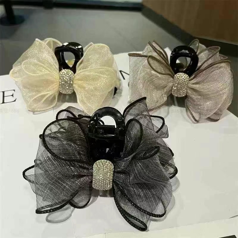 🌹🌹高级设计感网红大抓夹
5.5一个，有选款表支持挑款！
韩国气质大号抓夹高级感大抓夹后脑勺发夹精致发卡大号鲨鱼夹i详情图9