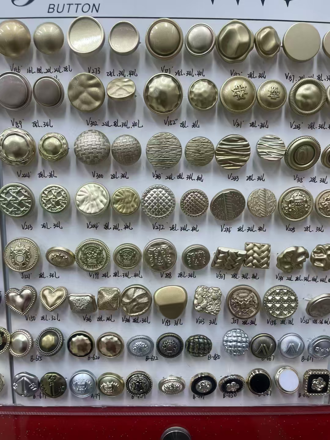 服装辅料纽扣金属绳调节定绳扣裤子服装配件辅料，现货批发