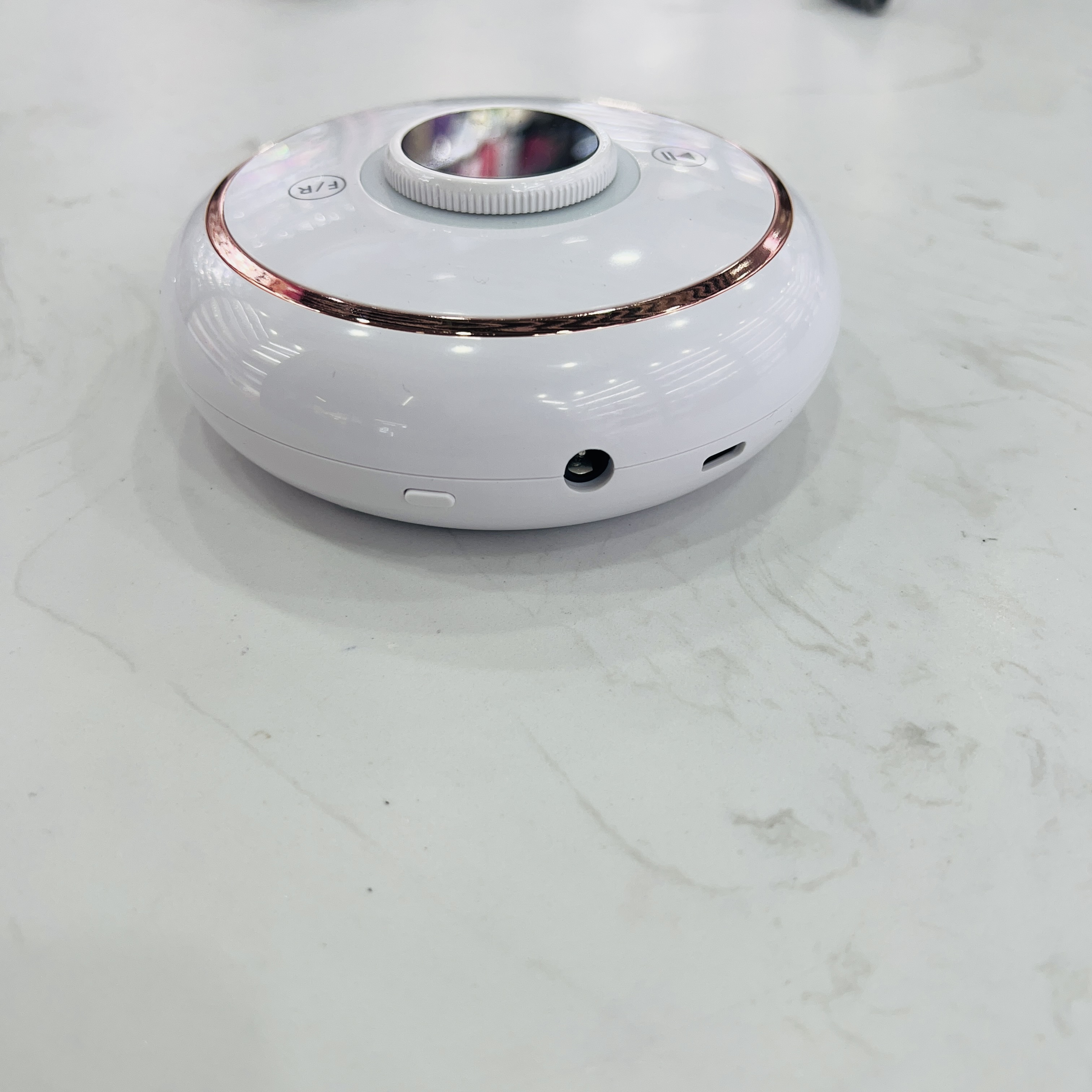 The 2025 new model of battery-powered nail polish machine with RGB lighting and 45,000 RPM for nail polishing and grinding Specification drawing