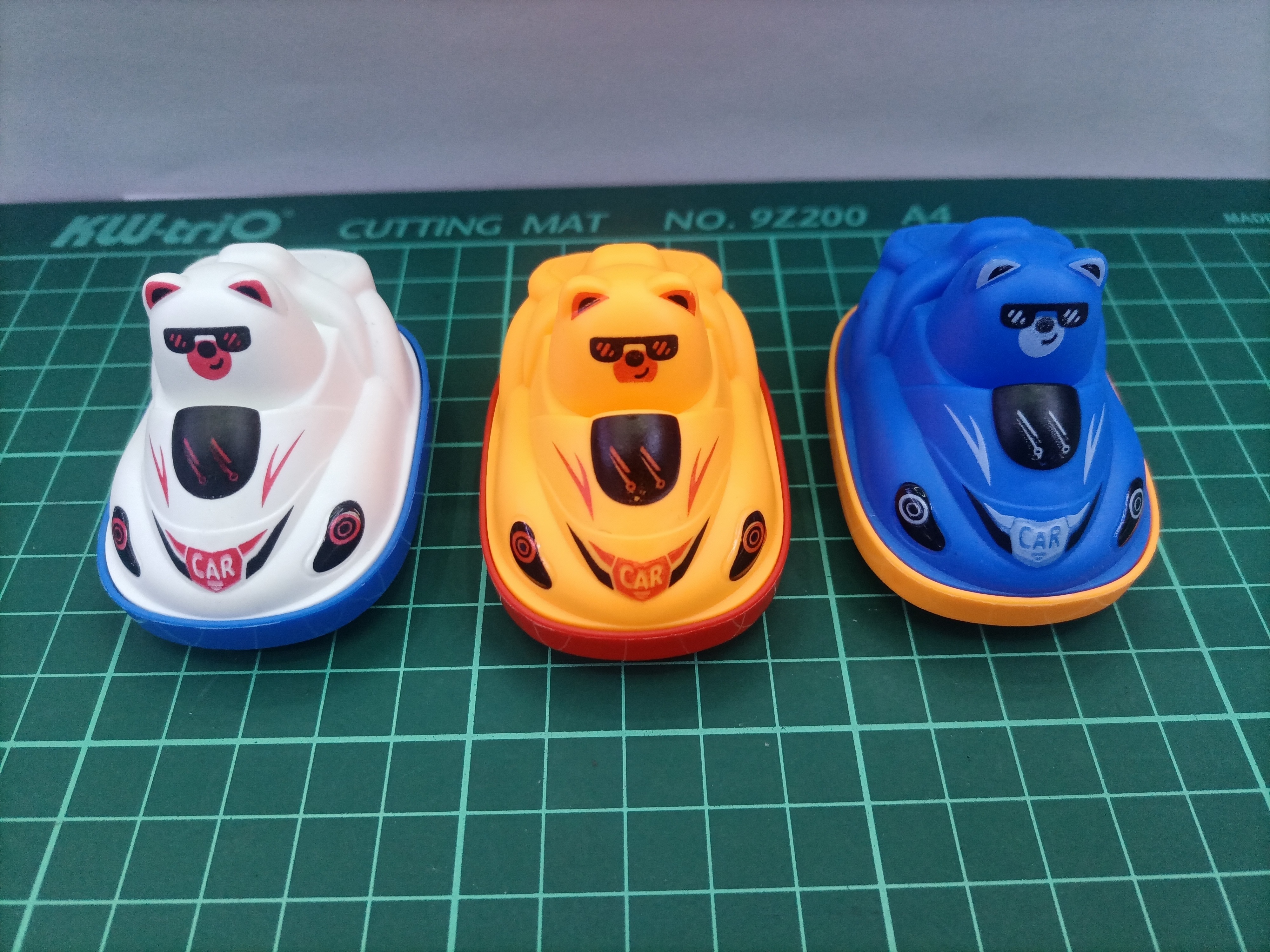 儿童玩具汽车回力小熊卡丁回力碰碰车赛车模型迷你回力卡丁车玩具