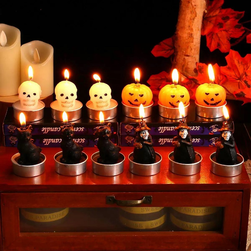 The Halloween candles on ins are born in the darkness. Flames write the outline. The smiling face of the pumpkin hides the soul. When it goes out, tears fall. When the capacitor goes out, it turns into a song. Pumpkin candles, ghost candles, bat candles, skull candles Specification image