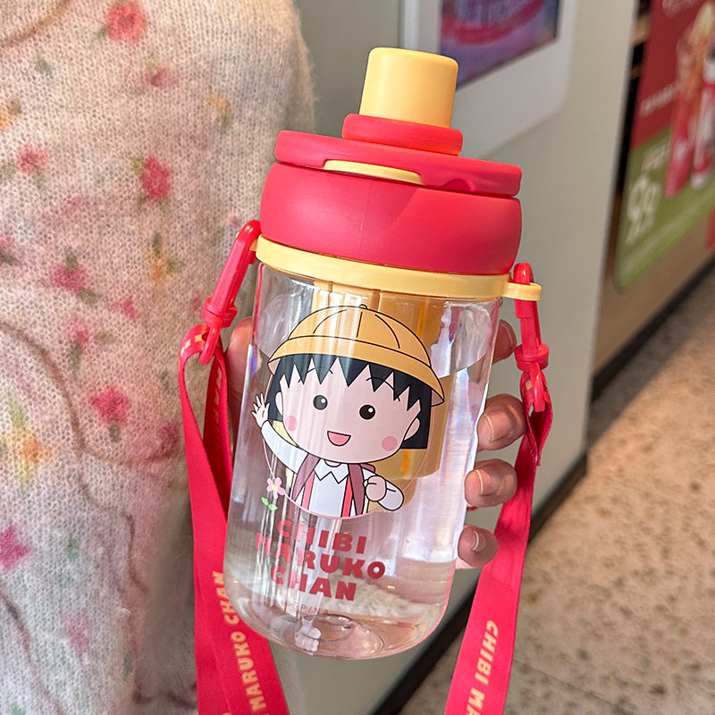 塑料杯实物图