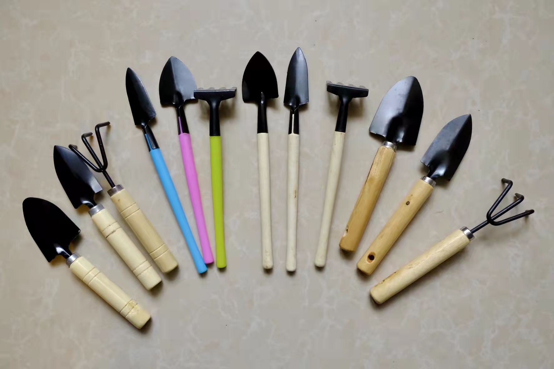 Garden Set Military Shovel Garden Tools Garden Shovel Garden Rake Hardware Tools Garden Set Outdoor Garden Specification drawing