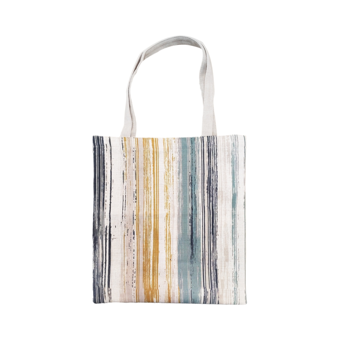 收纳袋/收纳包/透明收纳包/便携式收纳包/衣服收纳包白底实物图