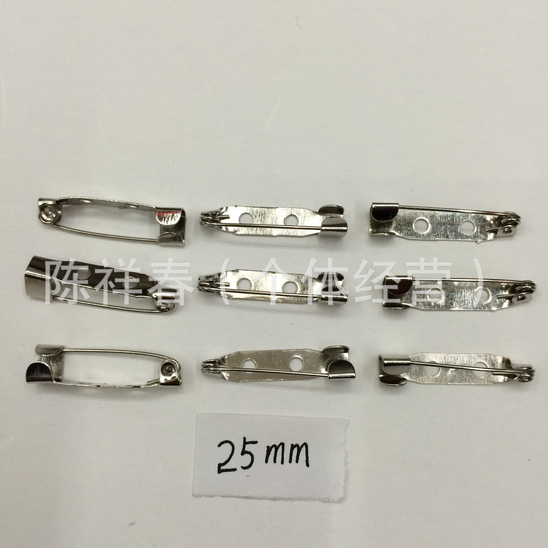 自产自销别针 胸针  扣针 简针  胸章别针 两孔三孔别针001