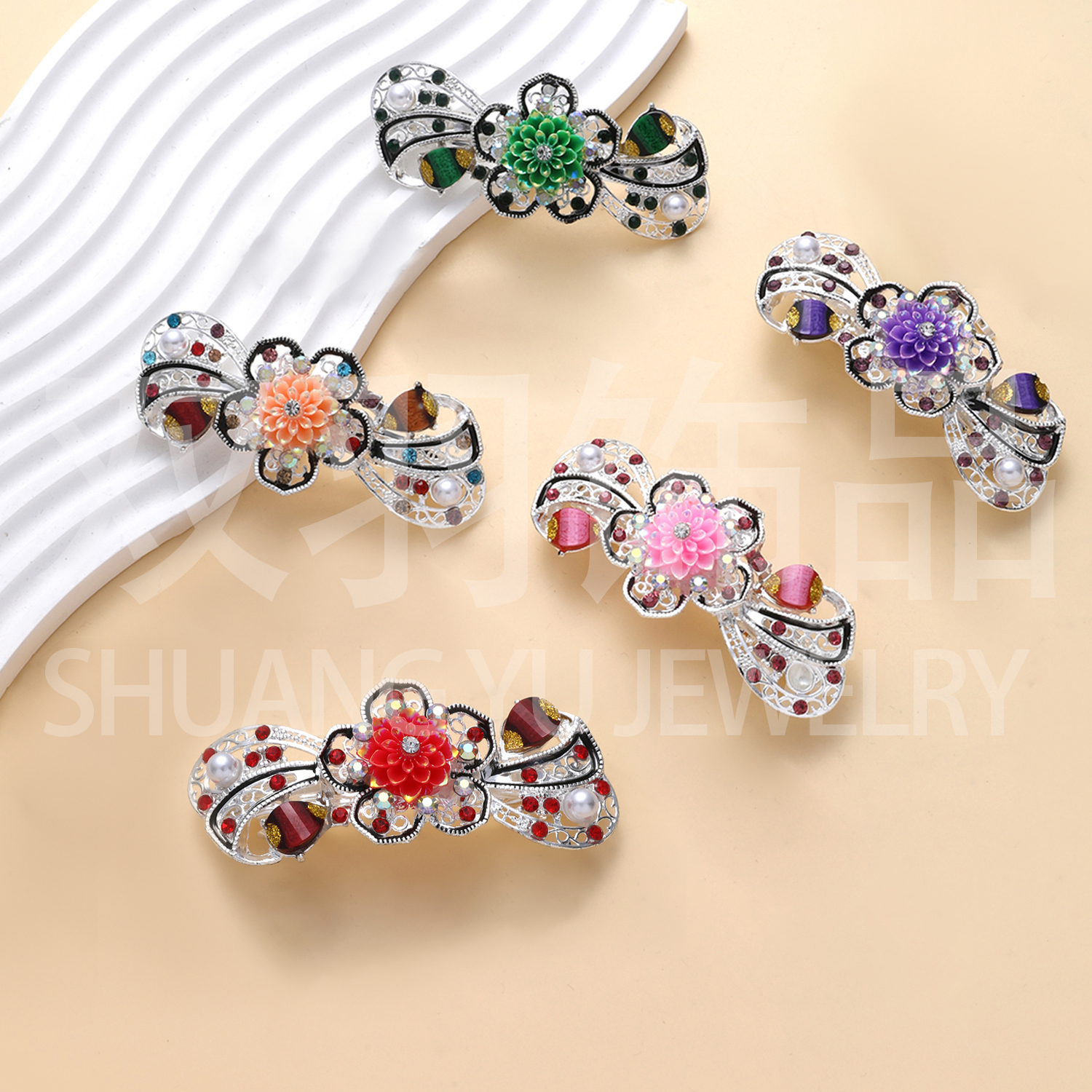 Crystal hair clips, hair curlers, large flowers, new hair accessories, European and American best-selling jewelry, hair clips, headwear, hair accessories, alloy hair clips, rhinestone hair clips, hair clips with pearls