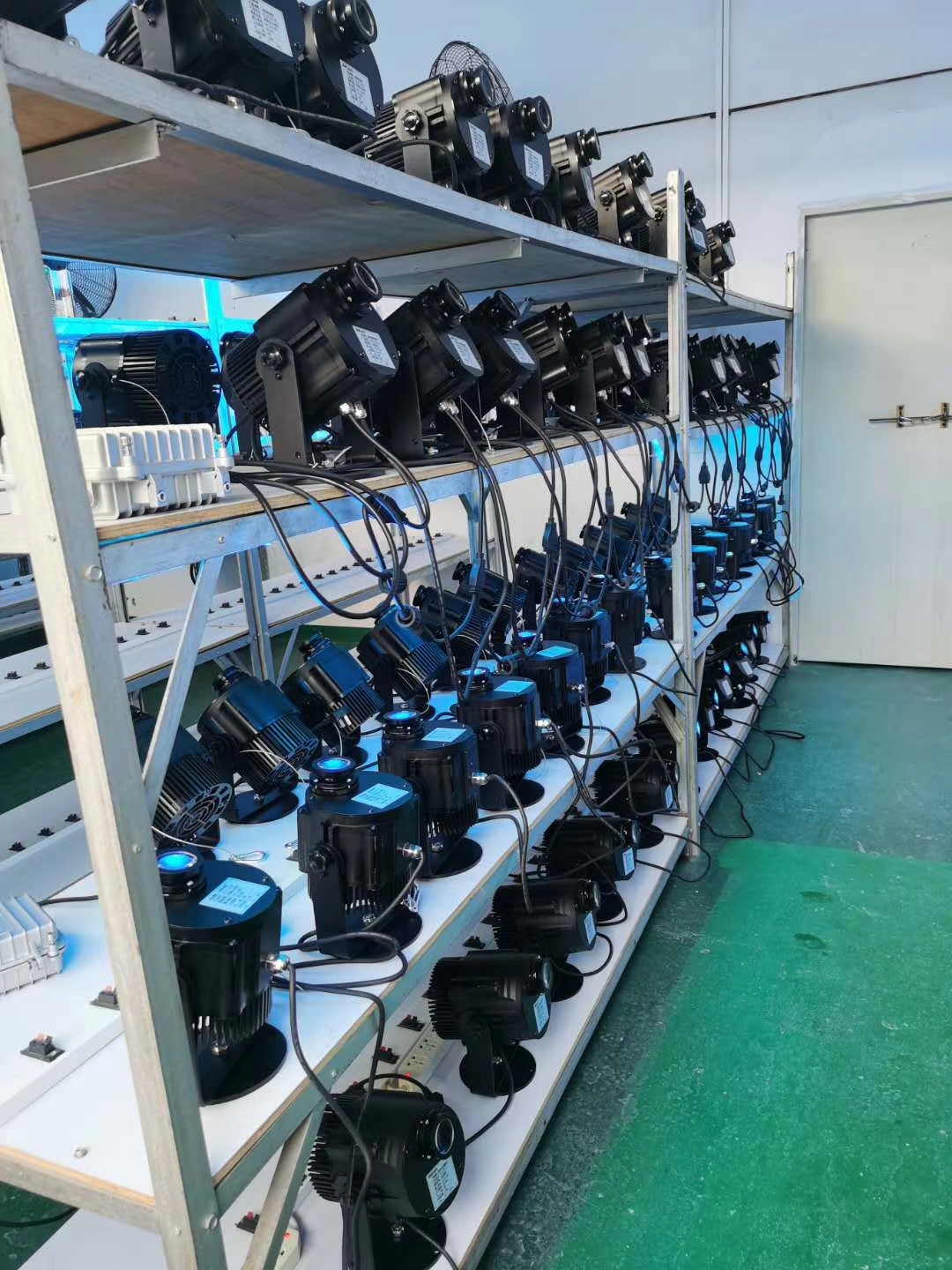 Qingyuan Lai 'an stage lighting equipment describe pic - 9