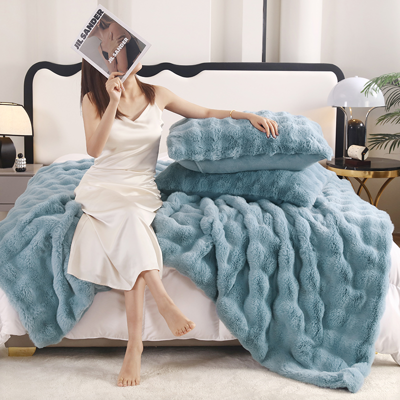 Solid color rabbit fur imitation rabbit fleece bubble four-piece set, quilt cover, bed sheet pillowcase set, winter thickened set Item Picture