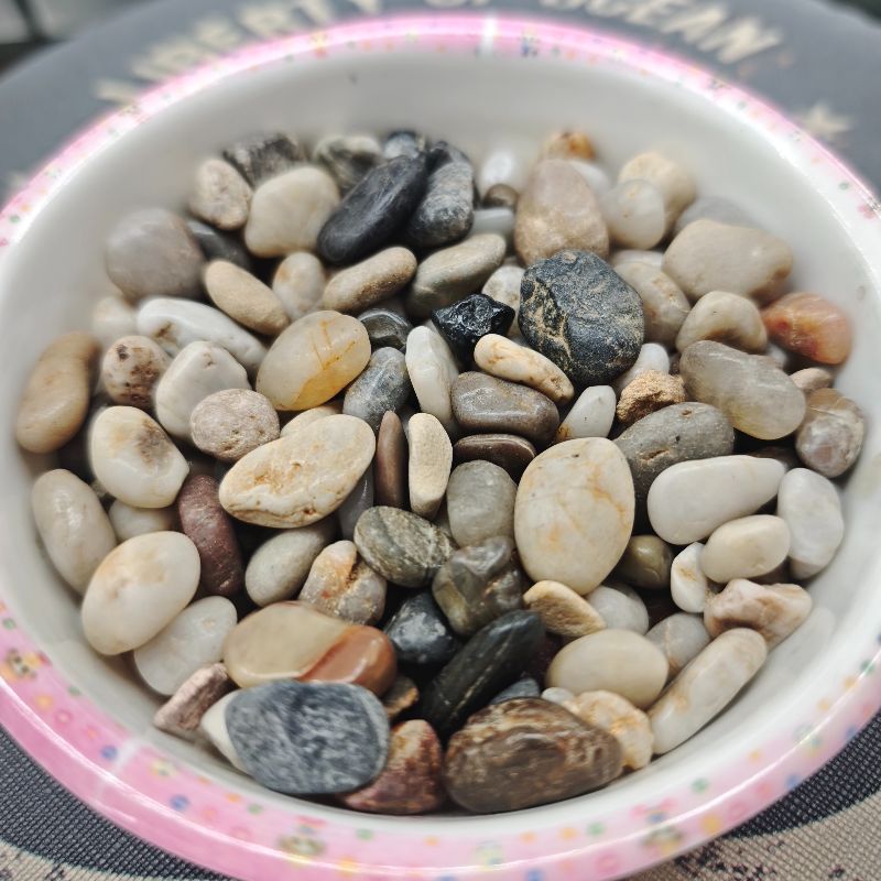 Wholesale of natural stone, rain flower stone, small stone, soft stone, fish tank, vase and decorative ornaments