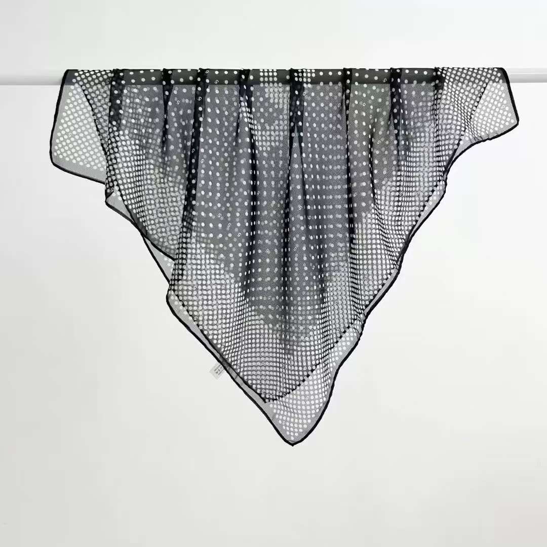 西丽纱丝印印花方巾丝巾围巾详情图3