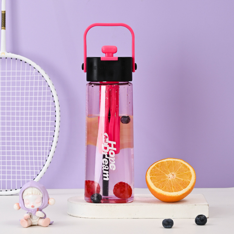 Z37-H851 New Creative water cup, tower-shaped straw cup, portable handle cup, tea water isolation cup, outdoor water cup Application Scenario