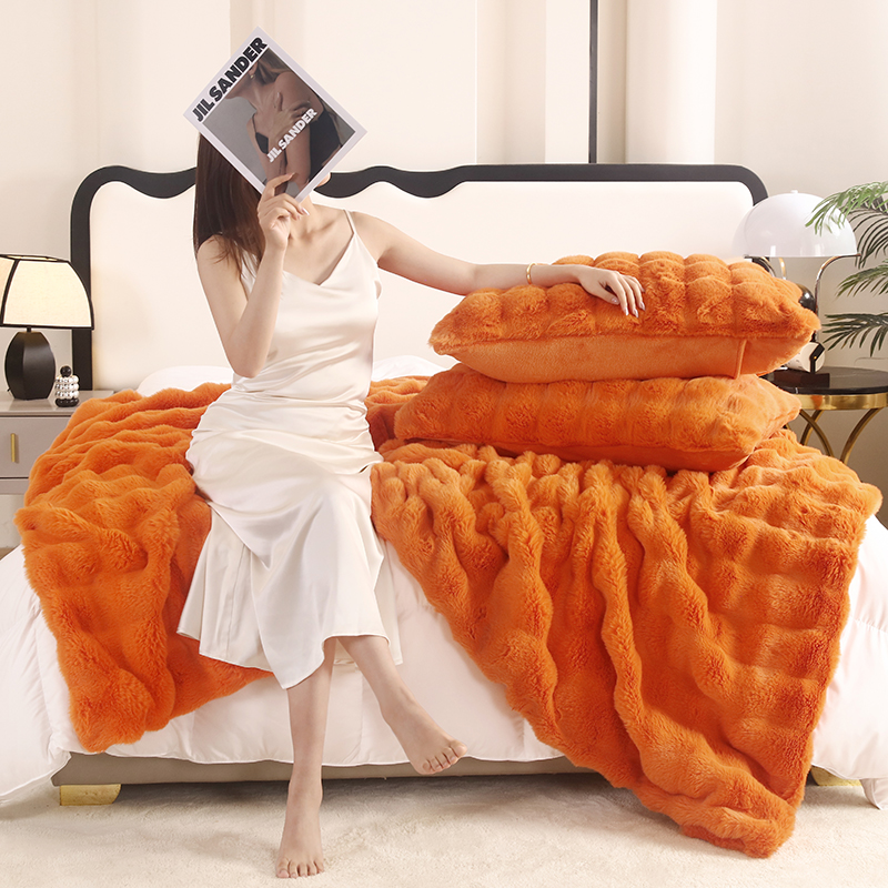 Solid color rabbit fur imitation rabbit fleece bubble four-piece set, quilt cover, bed sheet pillowcase set, winter thickened set Application Scenario