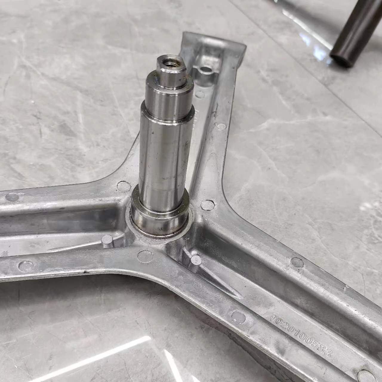 Original accessories for inner drum, tripod, inner drum, tripod bracket, bearing and water seal of Samsung, LG, Siemens, Haier and Midea drum washing machines details Picture