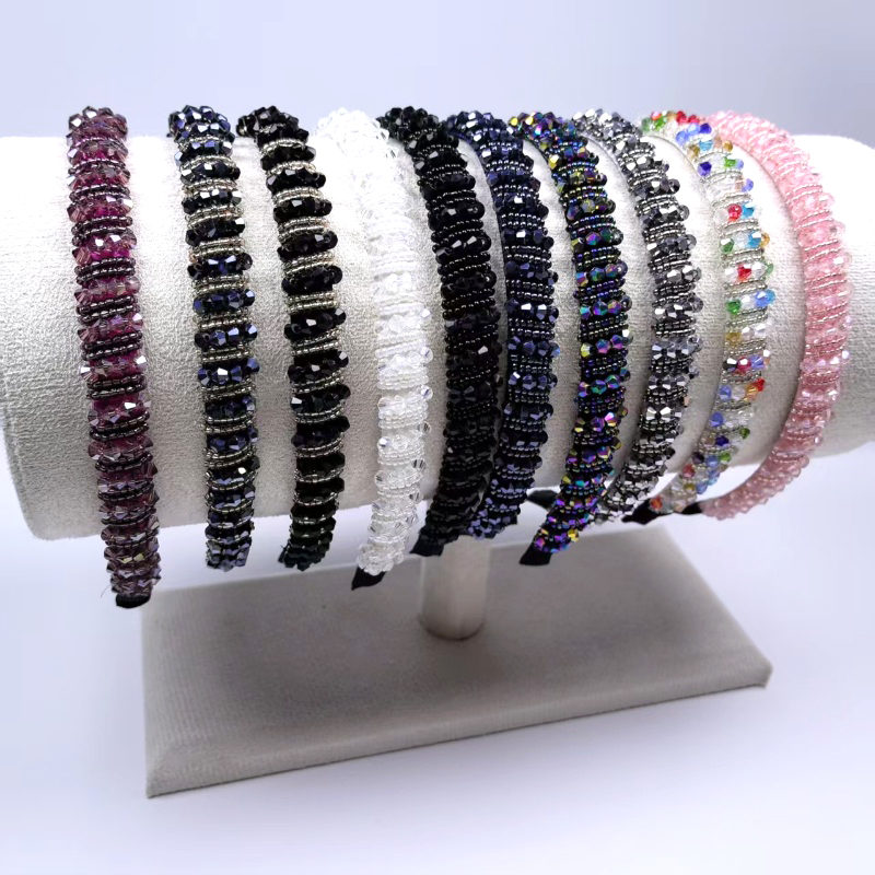 New fashionable Baroque crystal headband style, small sponge fine edge mini headband, Korean style beaded hair accessory for women details Picture
