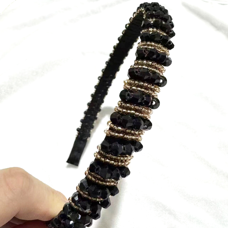 New fashionable Baroque crystal headband style, small sponge fine edge mini headband, Korean style beaded hair accessory for women Item Picture