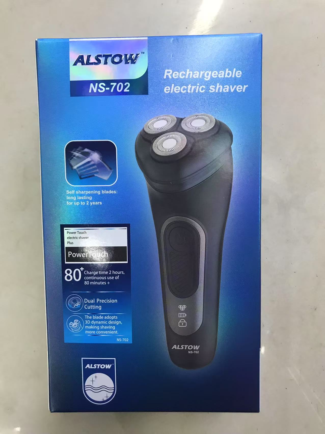 跨境新款剃须刀电动数显 USB充电式全身水洗悬浮三头刮胡刀