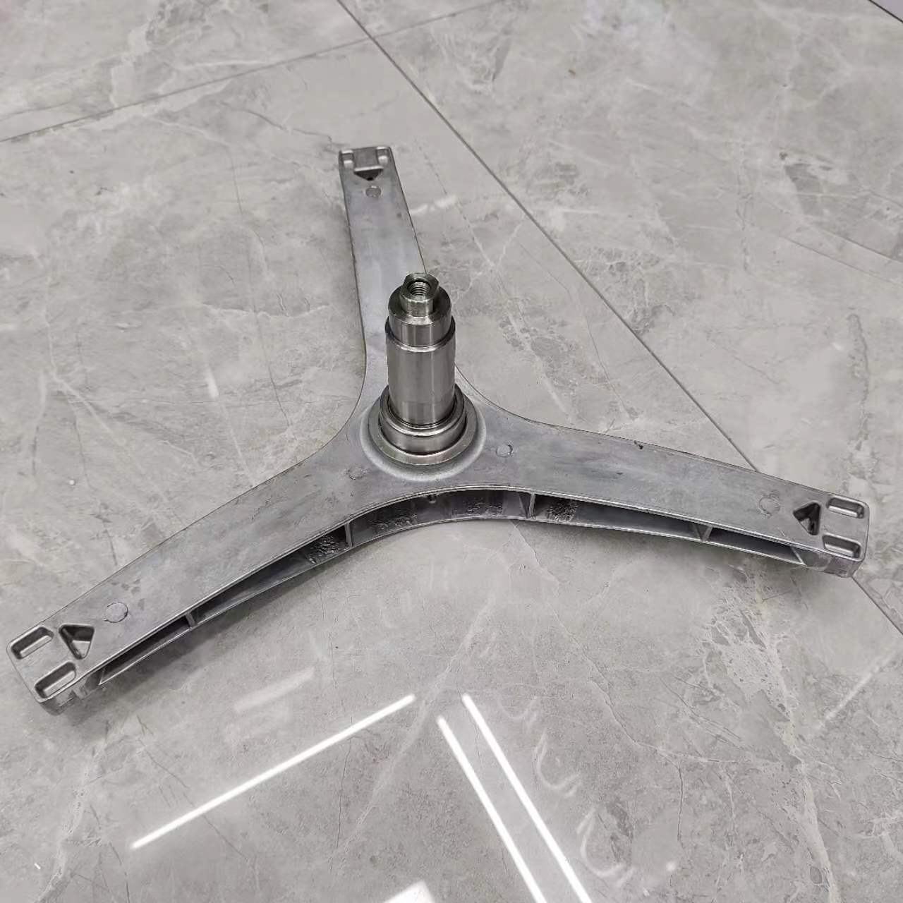 Original accessories for inner drum, tripod, inner drum, tripod bracket, bearing and water seal of Samsung, LG, Siemens, Haier and Midea drum washing machines Specification image