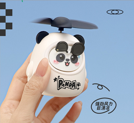 W51-9230P New cute Panda Mini Fan, usb charging, portable and adorable student fan Application Scenario
