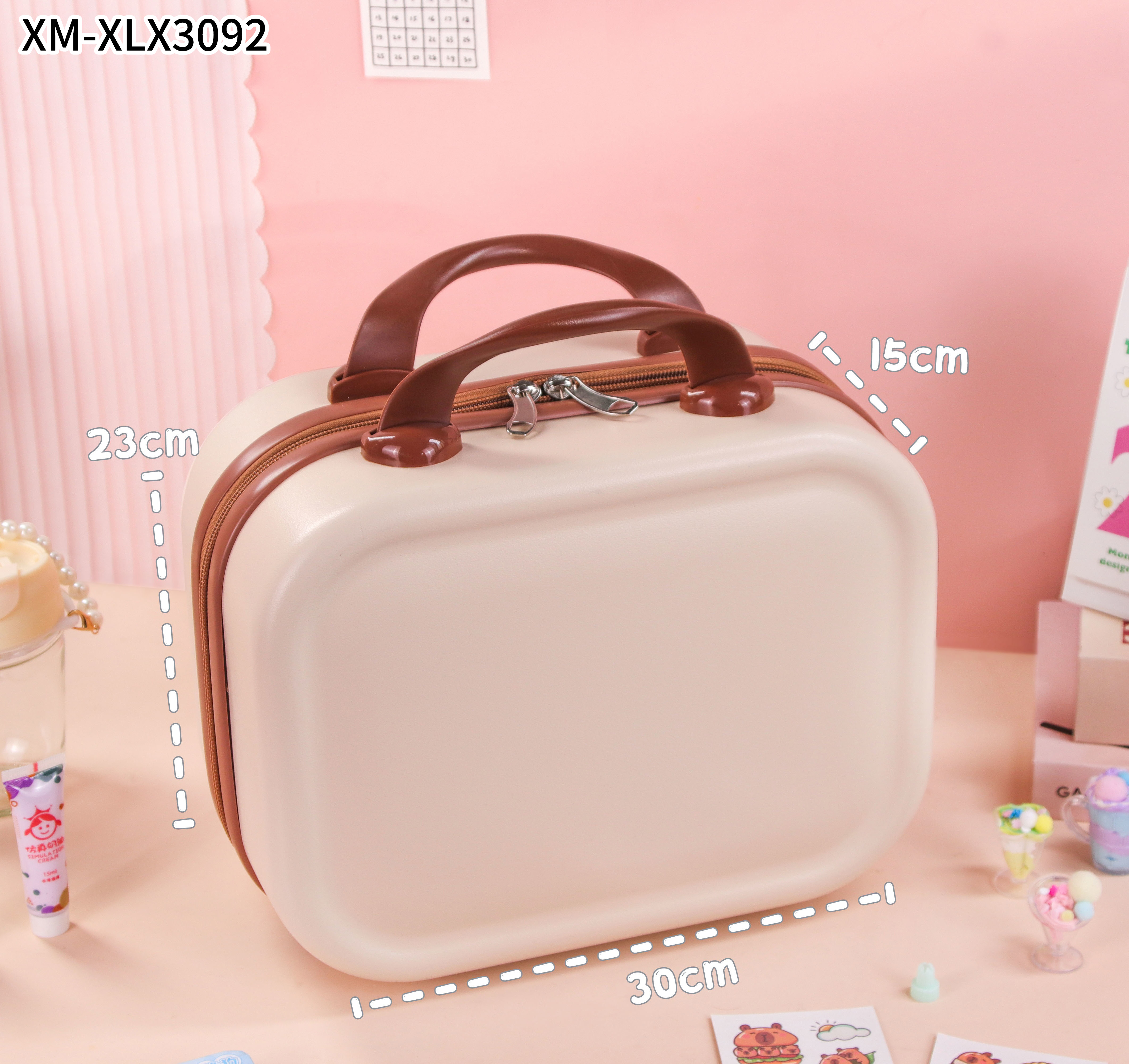 Wheat XM-XLX3092 Camping Luxury Set - Cheese Bear /Capibala Application Scenario