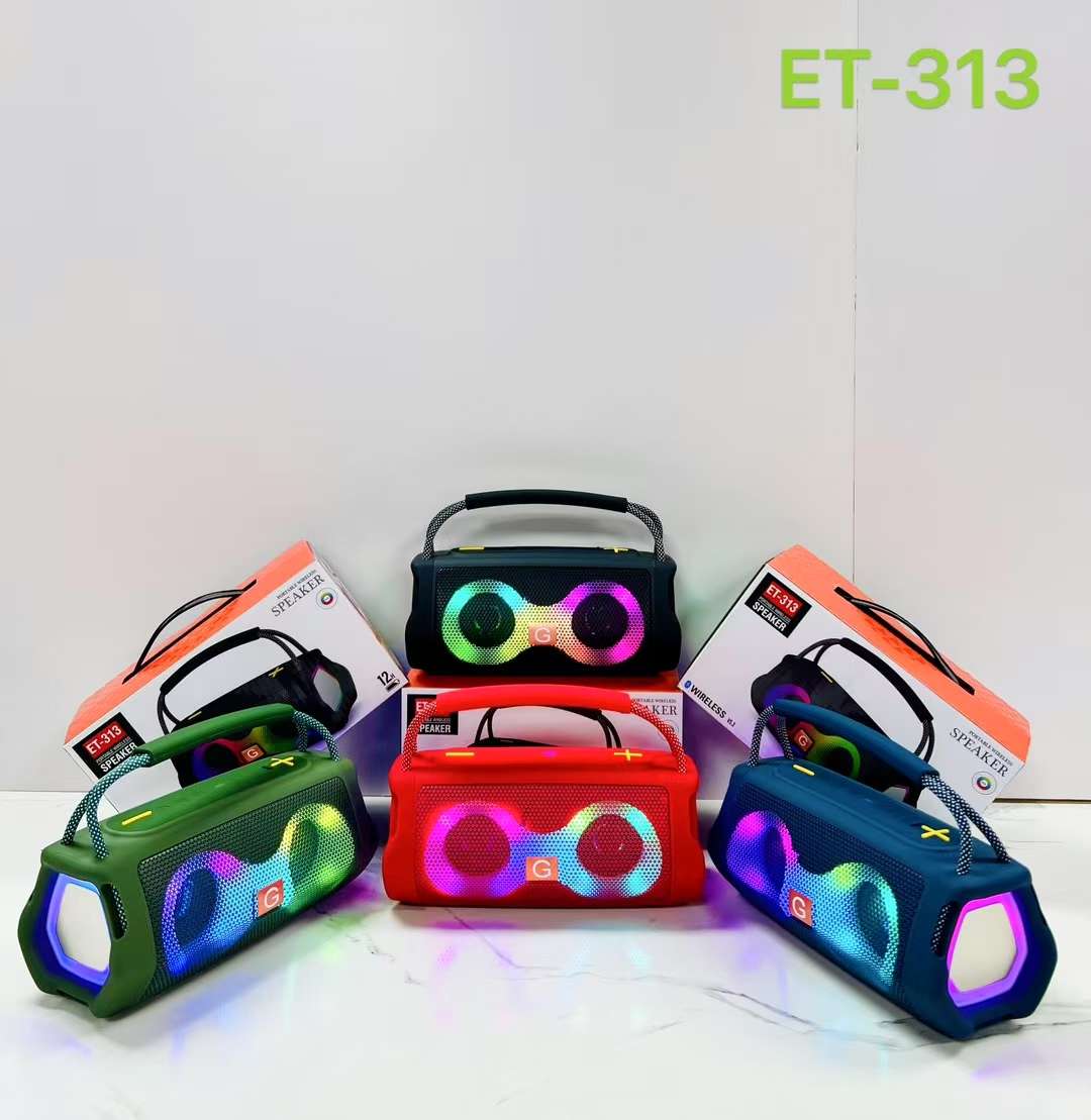 ET-313蓝牙音响跑马灯光南美爆款热卖白底实物图