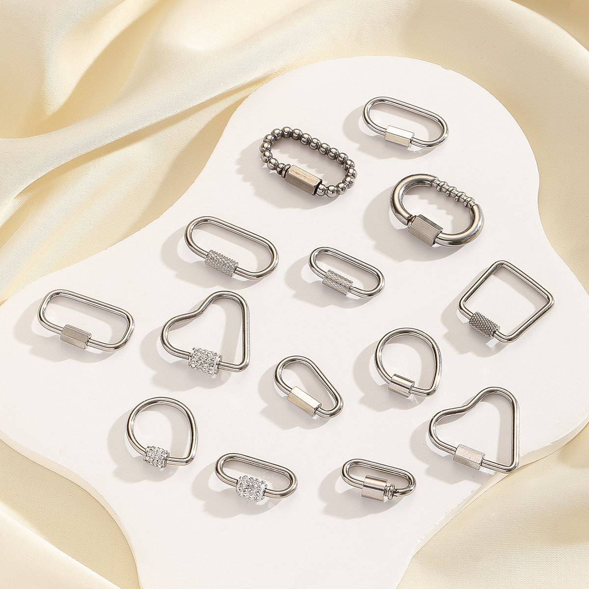 Stainless steel screw buckle, cinnabar buckle, connecting ring, track buckle, key buckle, dog chain, quick connection ring, outdoor buckle, exquisite and simple metal key ring, hardware accessories