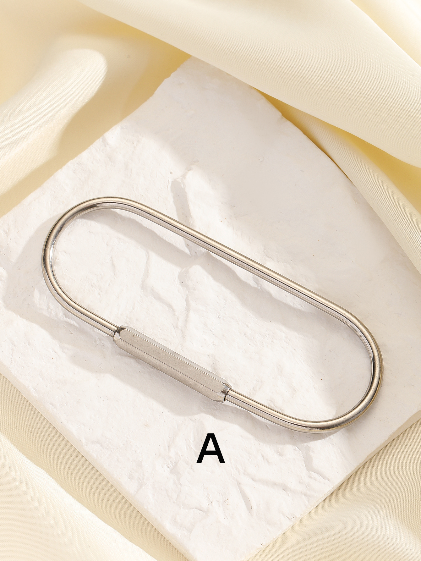 Connection ring, stainless steel screw buckle, track buckle, key buckle, dog chain, quick connection ring, outdoor buckle, exquisite and simple metal key ring, hardware accessories, Zhu Dan buckle Specification image