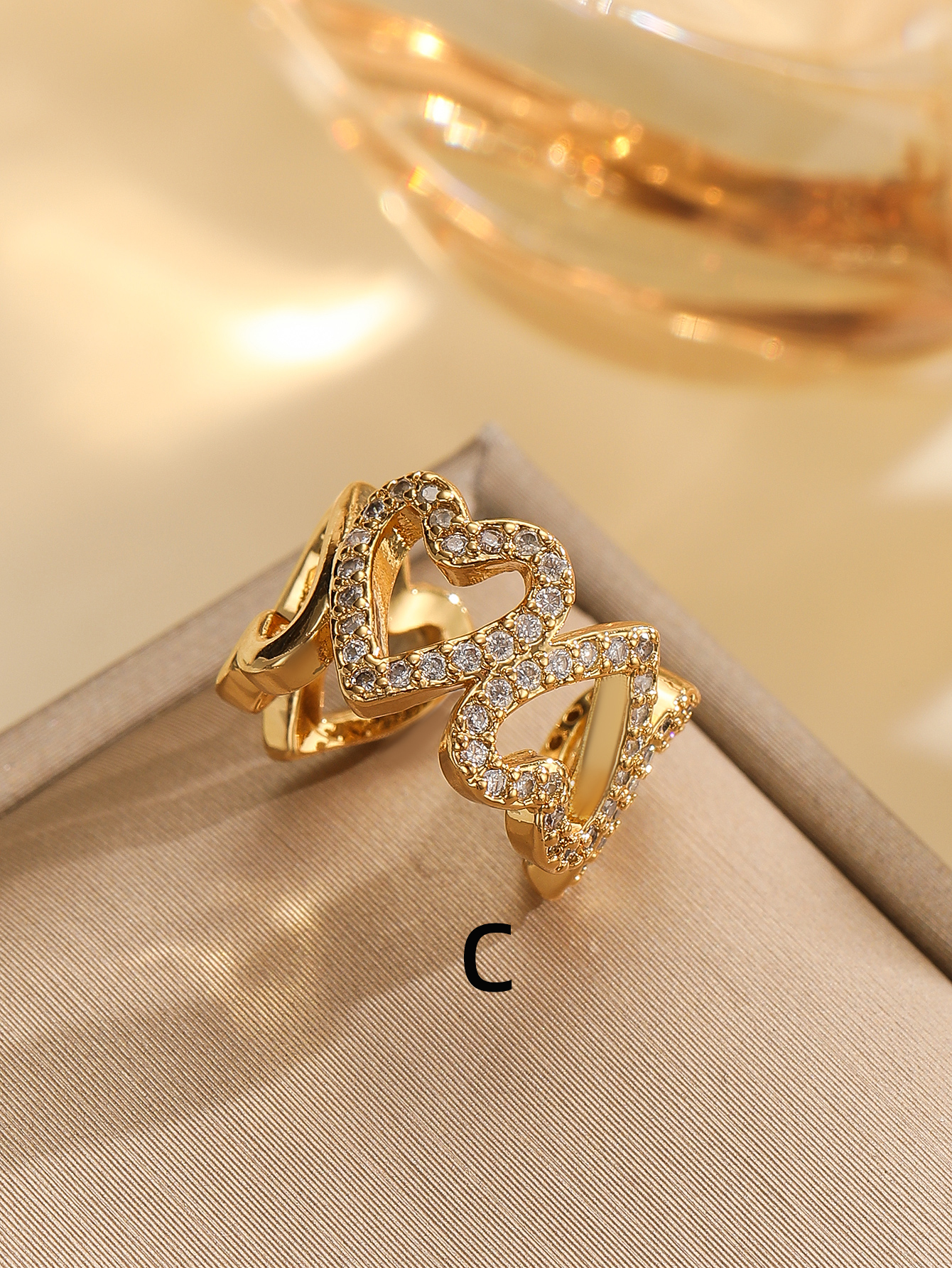 Simple and fashionable ear bone clips, women's diamond-encrusted double-layer ear clips, no ear holes, copper-plated real gold, niche design, high-end earrings, cool and stylish Item Picture