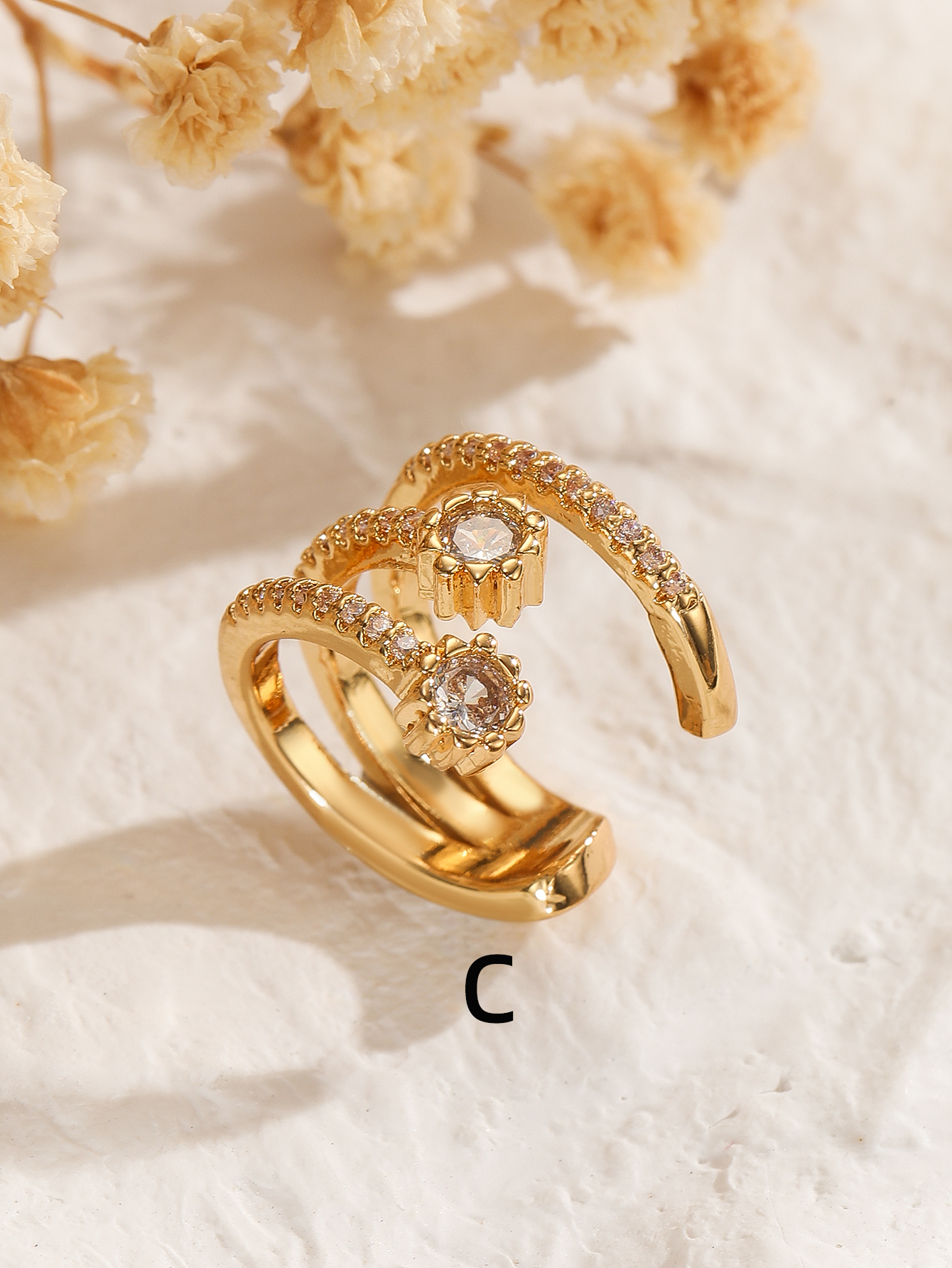 Women's diamond-encrusted double-layer ear clips, no ear holes, copper plated with real gold, niche design, high-end feel, cool, simple and fashionable Item Picture