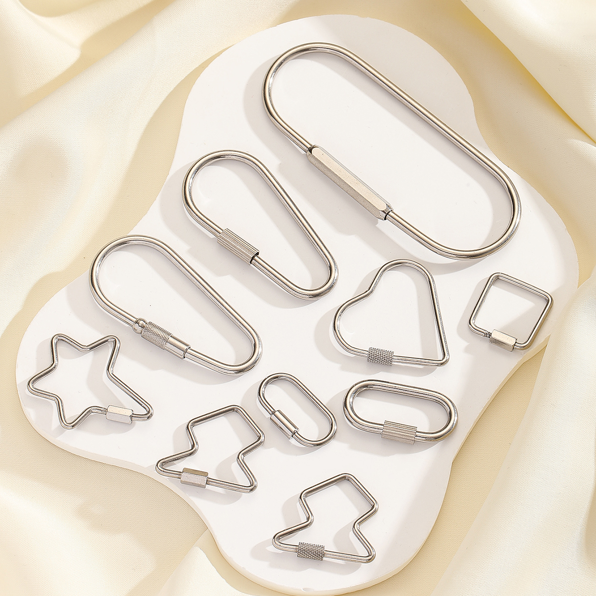 Connection ring, stainless steel screw buckle, track buckle, key buckle, dog chain, quick connection ring, outdoor buckle, exquisite and simple metal key ring, hardware accessories, Zhu Dan buckle