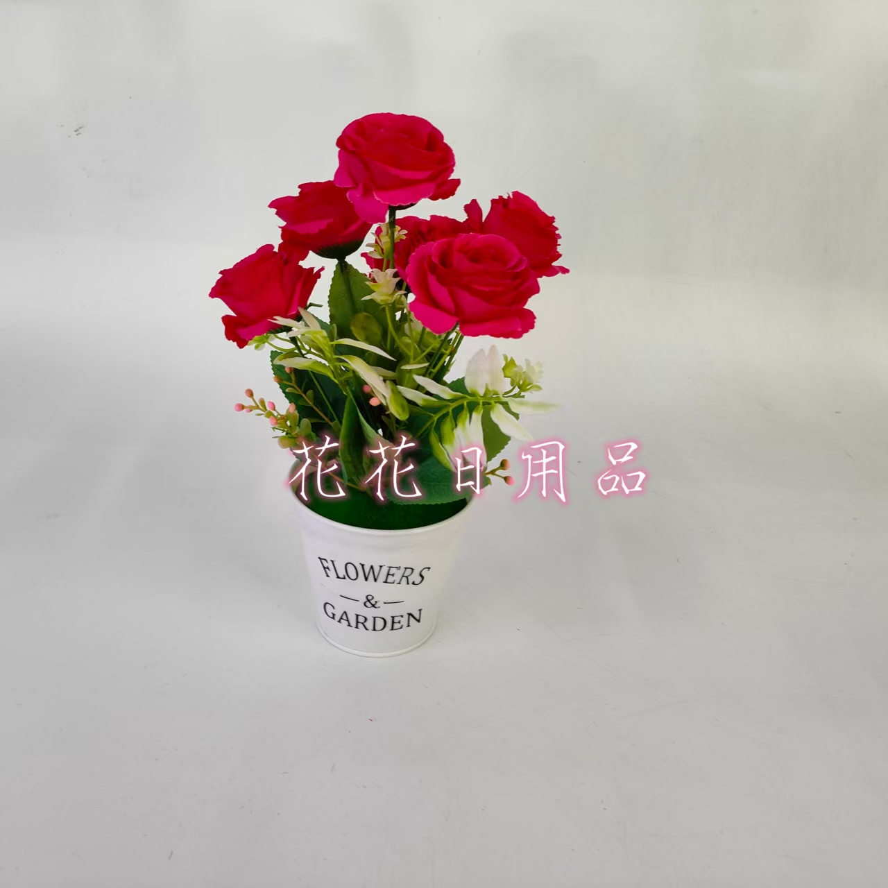 House flowers, artificial flowers, bonsai, plastic POTS, rose decorations and ornaments Application Scenario