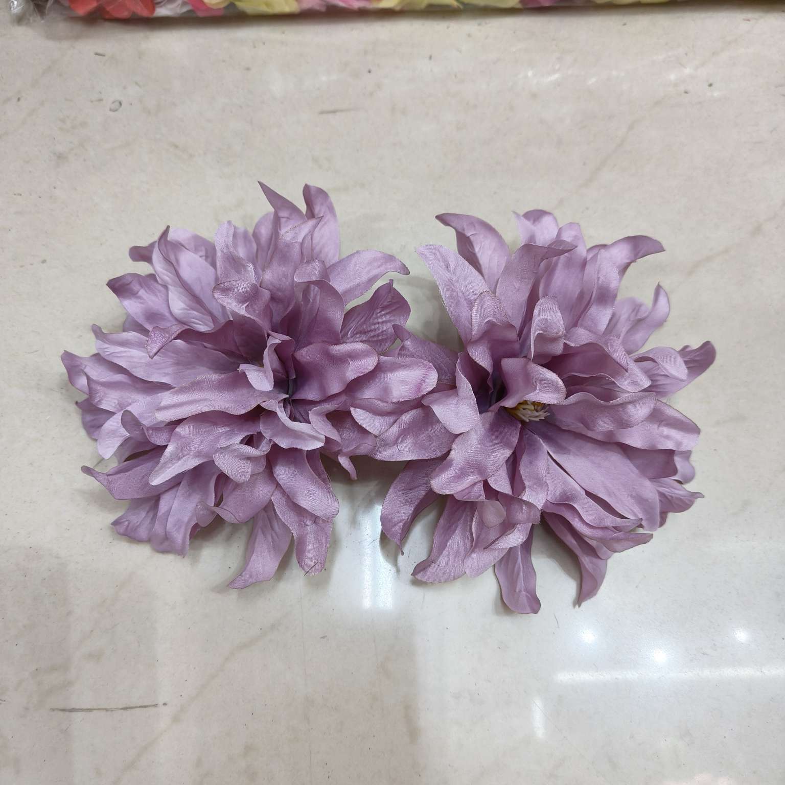 Large-scale artificial flower silk fabric floral art decorations, handicrafts, gifts, artificial petals, artificial flowers, bright and realistic colors, beautiful and elegant details Picture