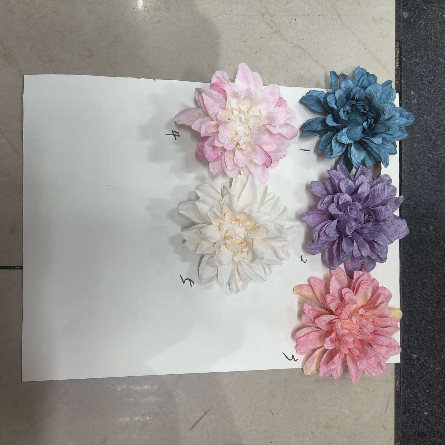 Flores de simulación a gran escala material de PU arte floral decoraciones artesanales regalos sensación real de tacto flores falsas obras de arte decorativas interiores simulación pétalos delicados producción Item Picture