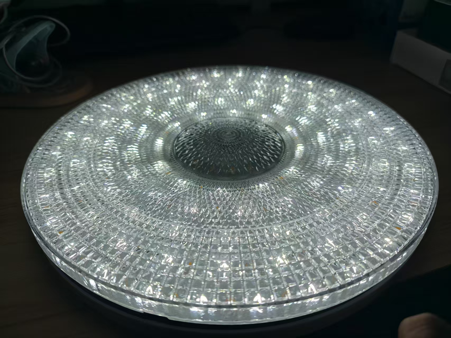 The new LED lamp with a diamond cover, cutting cover and ceiling light, 24W, detachable interface for easy replacement. Three interfaces are available for selection pic 8