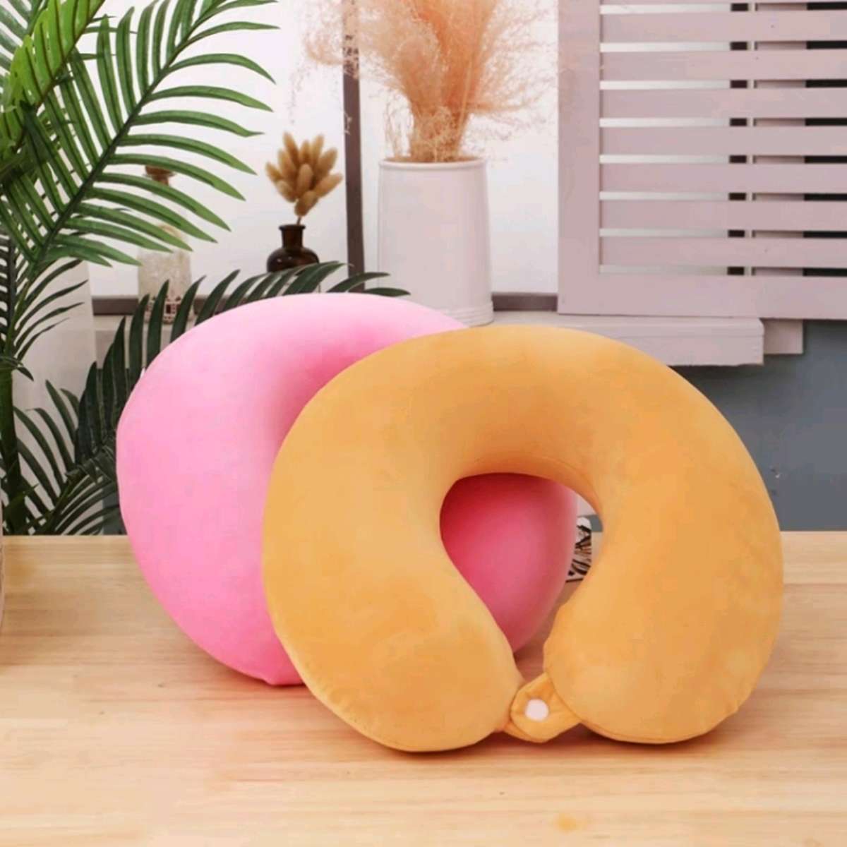 U-shaped pillow, travel neck pillow, U-shaped neck pillow, neck support pillow, office nap pillow Specification image