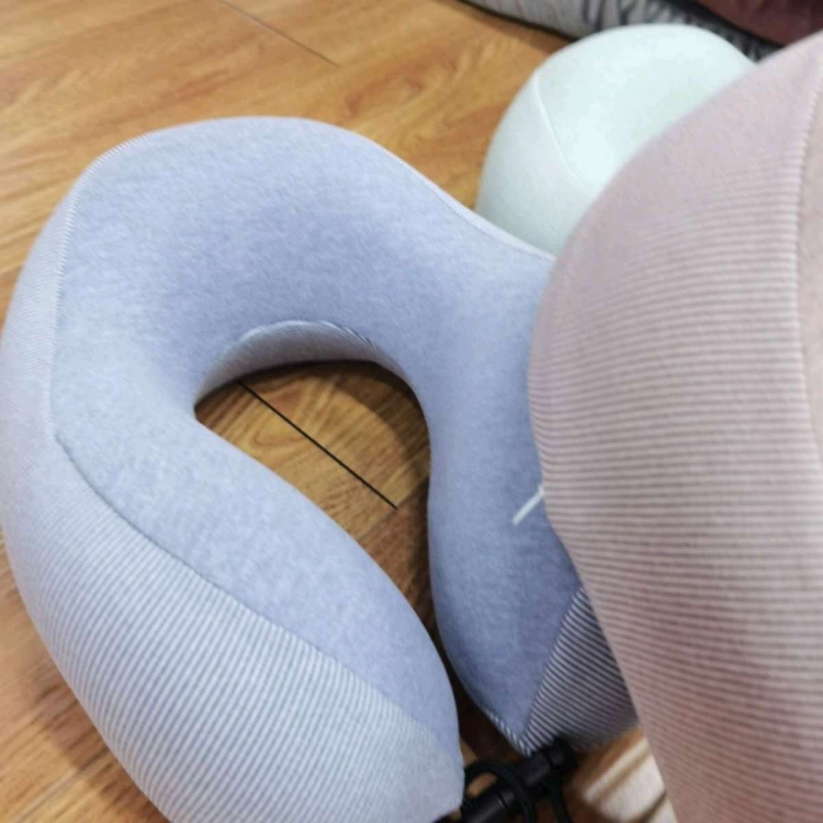 U型枕实物图