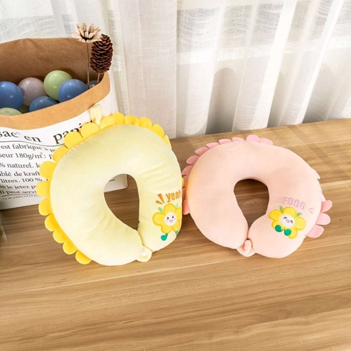 Memory foam pillow, outdoor travel neck support pillow, airplane-shaped pillow for business trips, portable U-shaped pillow for student naps Specification image
