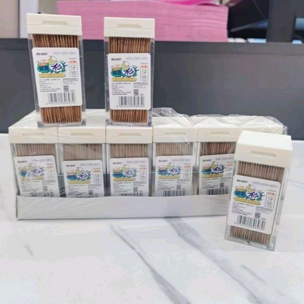 0697不一样碳化牙签金悟棒方形盒装便携牙签