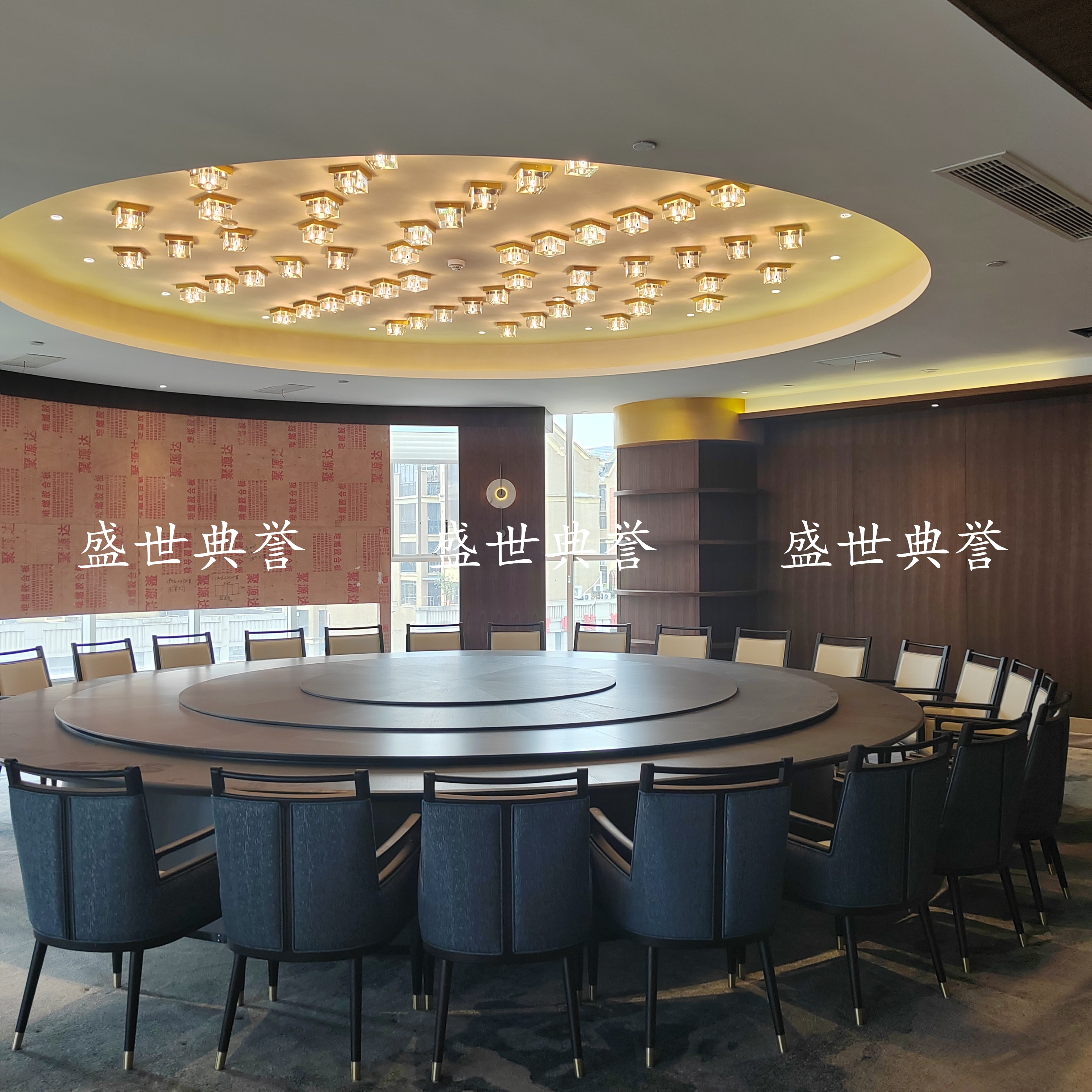 椅子/餐椅/实木家具/小凳子/餐椅餐桌白底实物图