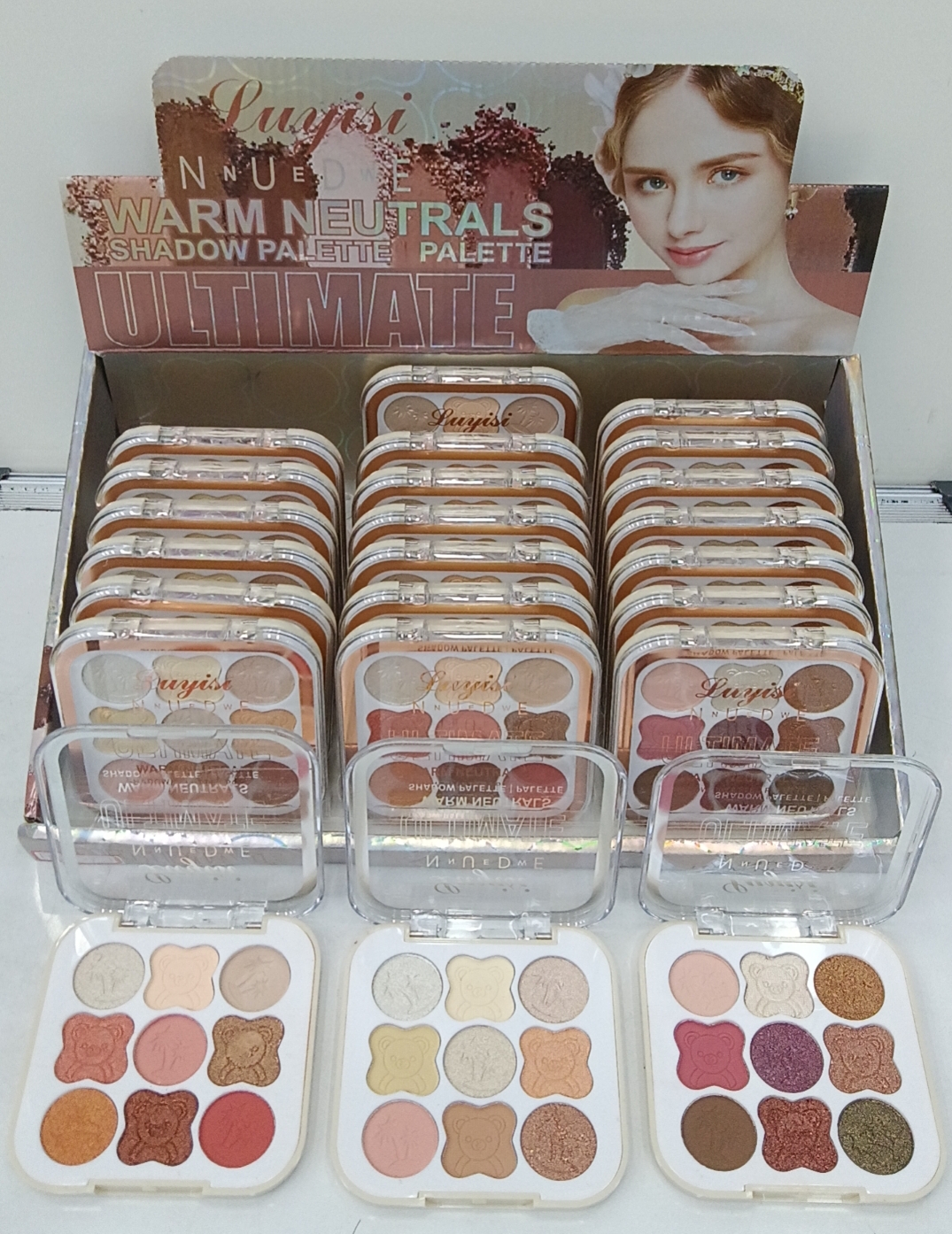 新款9色塑盒眼影三组色自然时尚易上色大地色大气眼影 