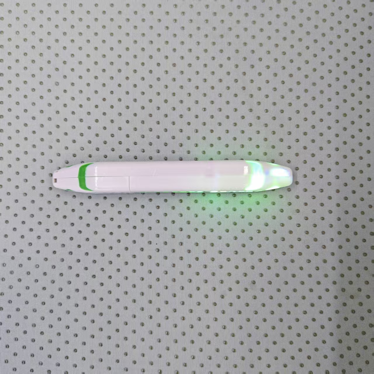 New laser light, seven-color bullet train flash, color box packaging, eight per box, 640 pieces per case, factory direct sales details Picture