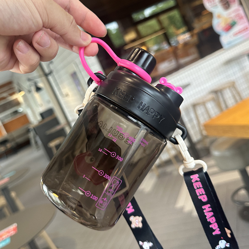 X152-XBD-7012 Xinbeidi plastic straw Cup Water Cup is a cute, portable and highly attractive cup for girls in summer detail image 9