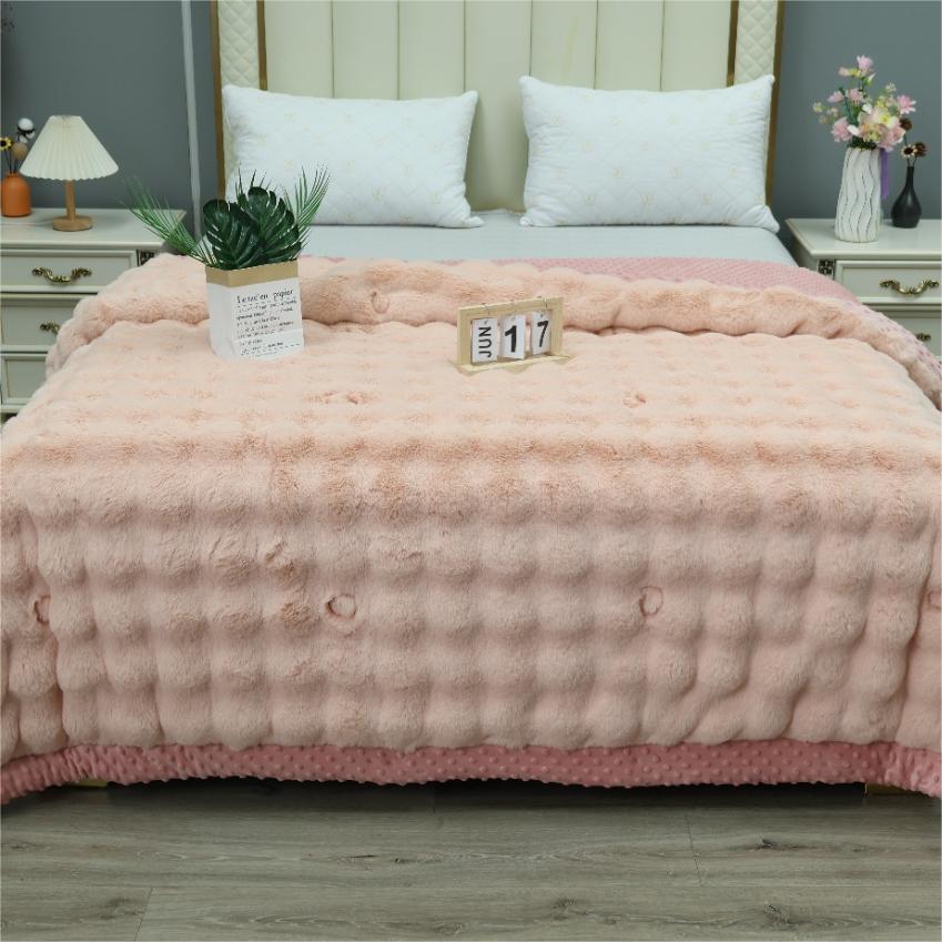 Rabbit fur Doudou quilt, rabbit fur high-end style Doudou quilt, nap quilt, light luxury blanket quilt, thickened winter comfortable and warm cotton quilt, winter quilt, all-season quilt Specification image