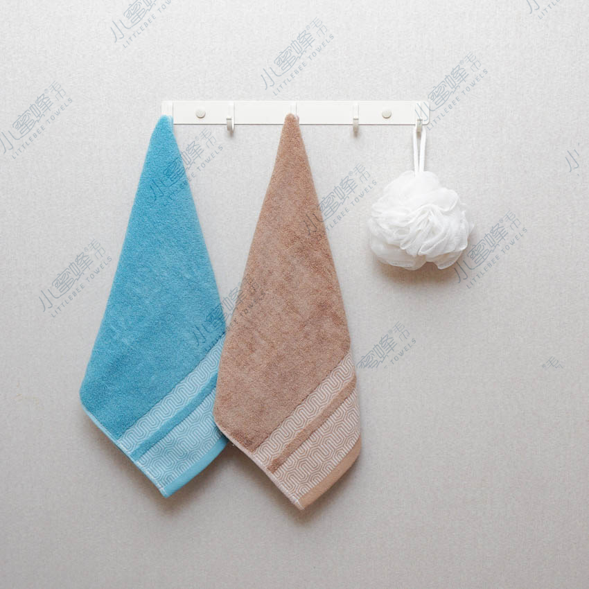 Little Bee Towel, Fabric loop, solid color towel, Candy color towel. Product number: 400