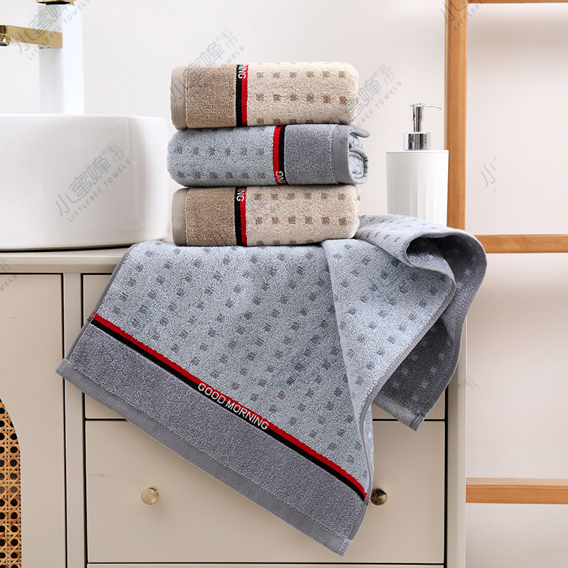 One-piece consignment of 32-strand yarn face towels, pure cotton jacquard towels, Little Bee towels. Item number: 700 Specification image