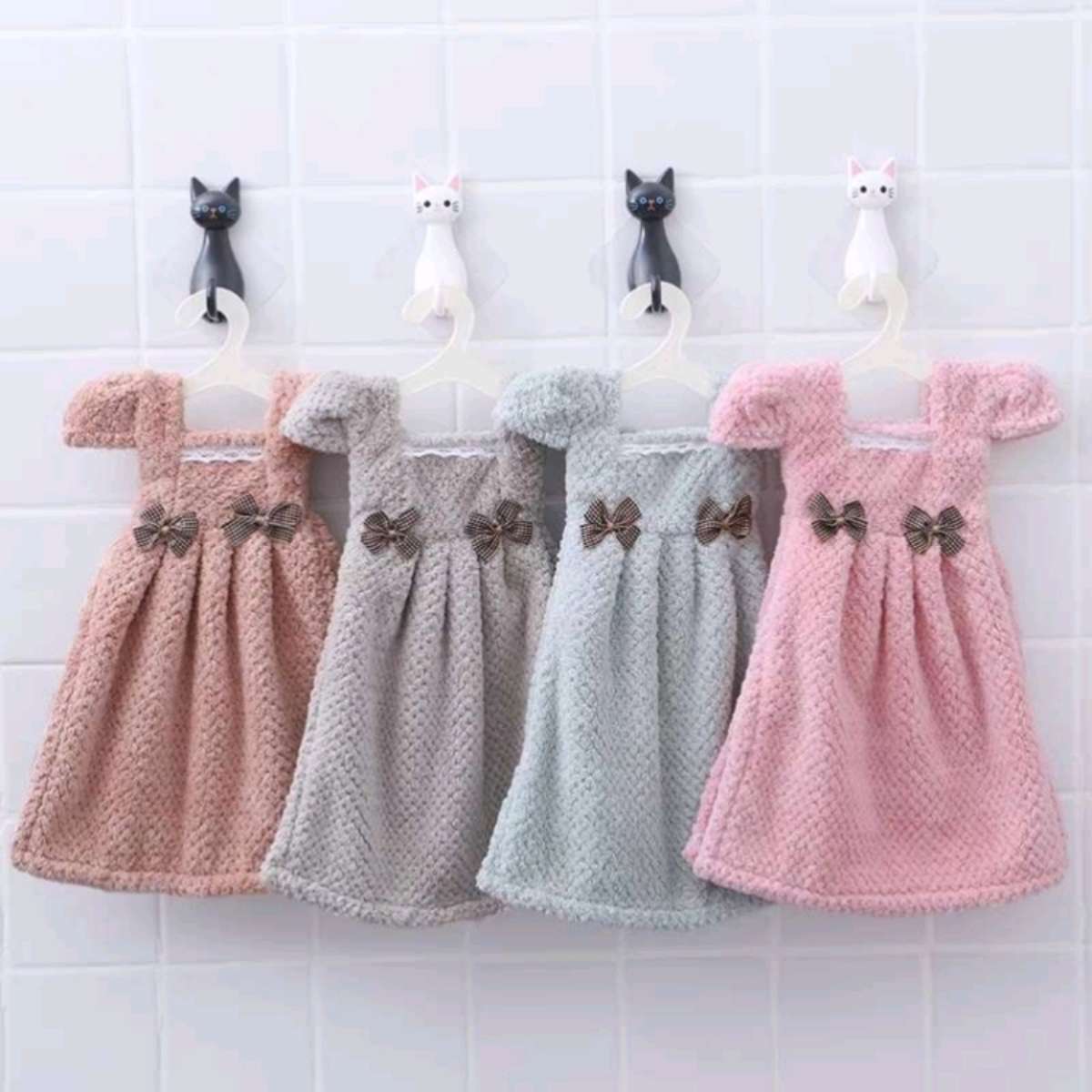 珊瑚绒创意衣服款卡通蝴蝶结擦手巾挂式网红可爱吸水柔软毛巾