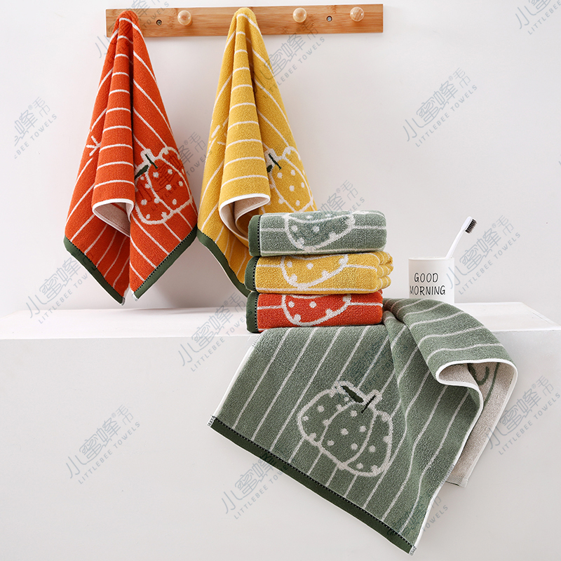 One-piece consignment of 32-strand cotton jacquard cartoon face towels on both sides. Item number: 211