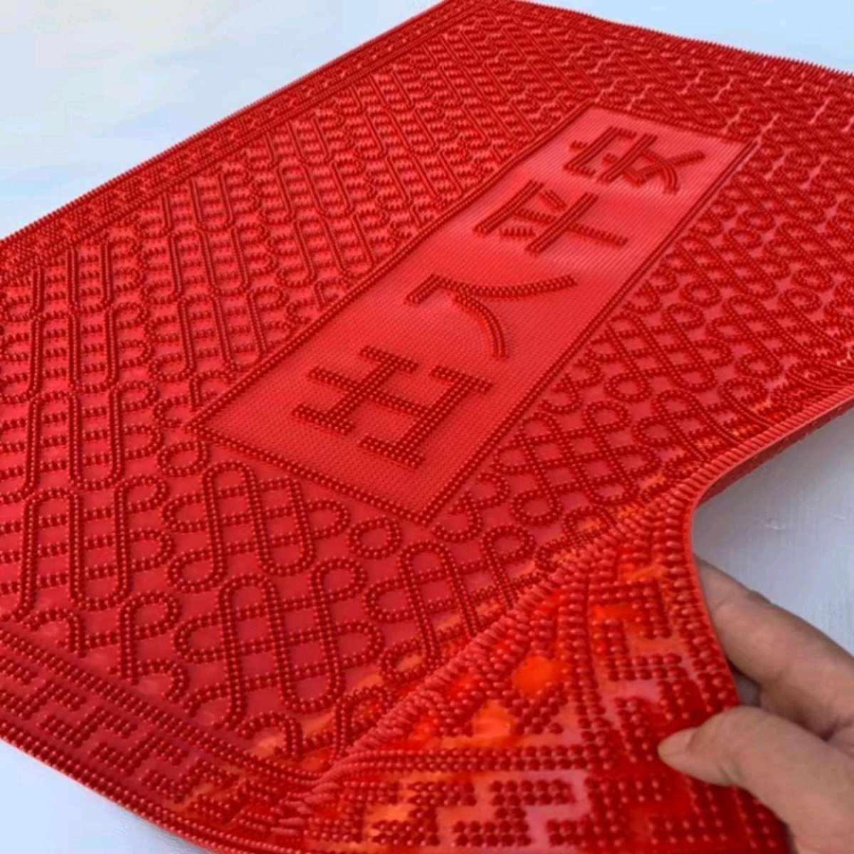 New Year Red floor mat for household entrance and exit safety, mud scraping mat, dirt-resistant, pointed teeth mud removal mat, door floor mat Application Scenario