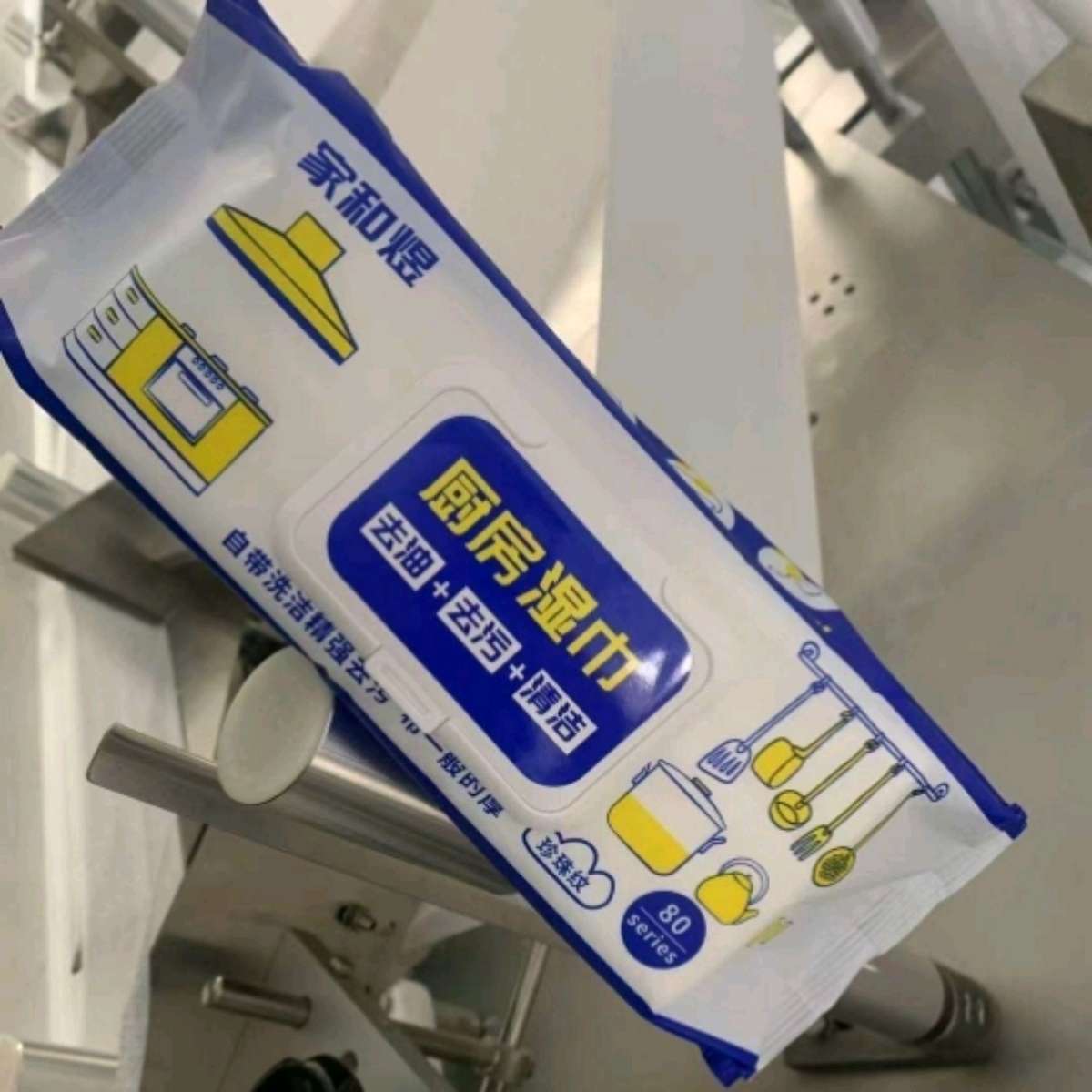 厨房湿巾去油去污家用油烟机清洁强力去油污湿纸巾加大加厚抹布产品图