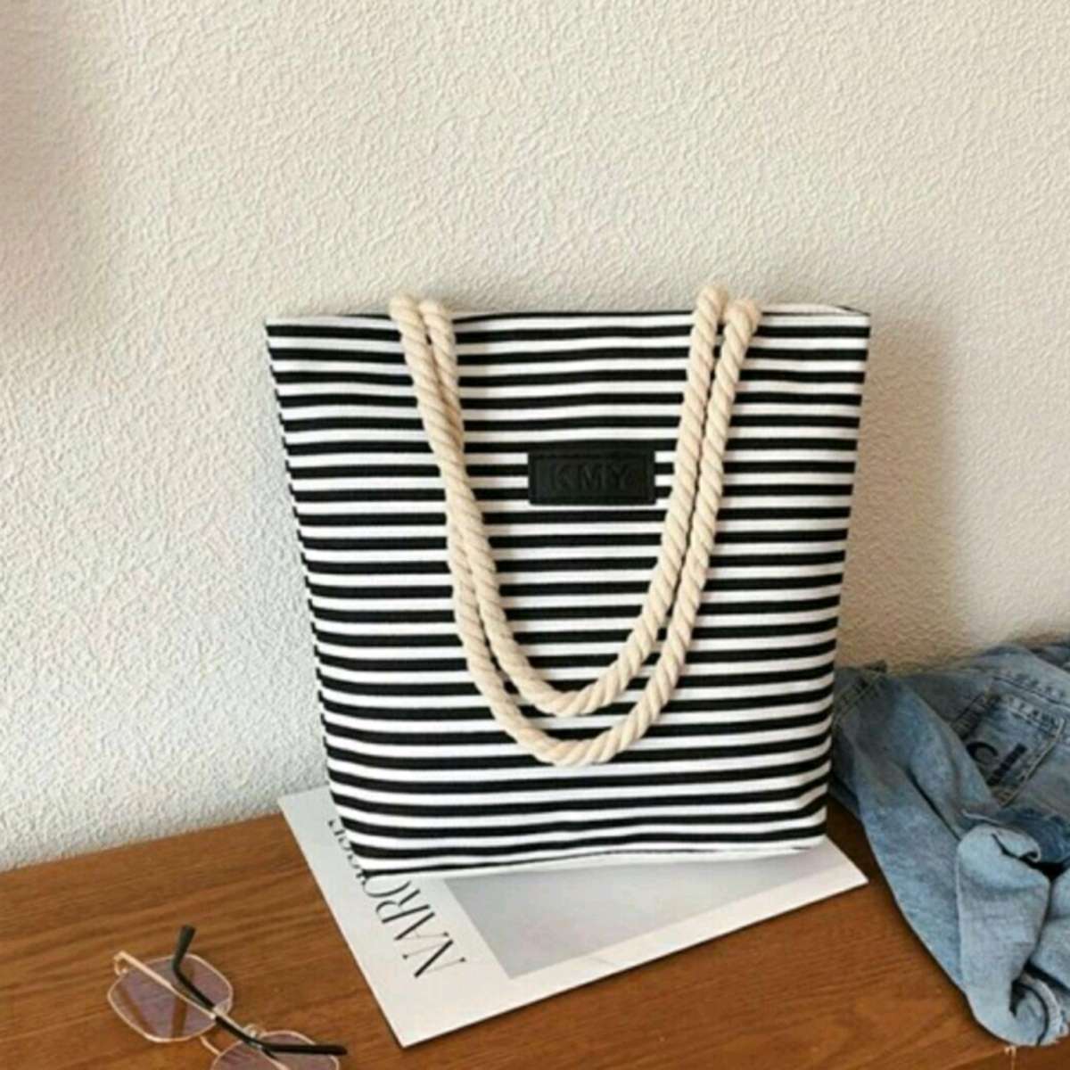Single-shoulder hand-held canvas bag, large-capacity cloth bag, new mommy shopping bag, Korean version female student striped bag
