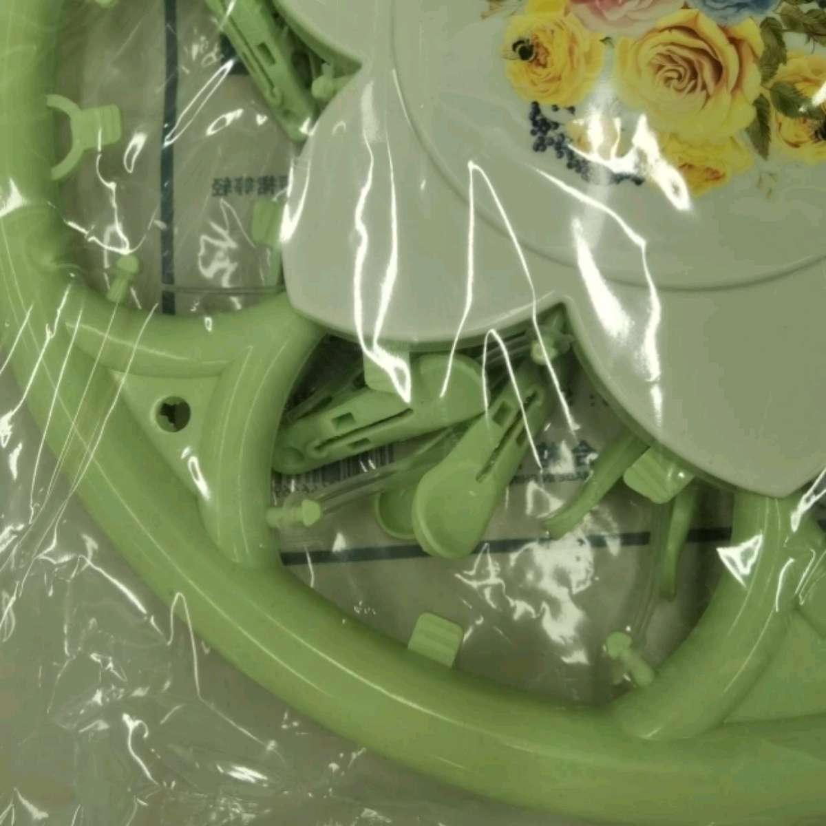 601-20 round plastic folding clothes drying rack with clips, balcony sock rack, underwear and underpants hanging rack, clothes drying rack for drying details Picture